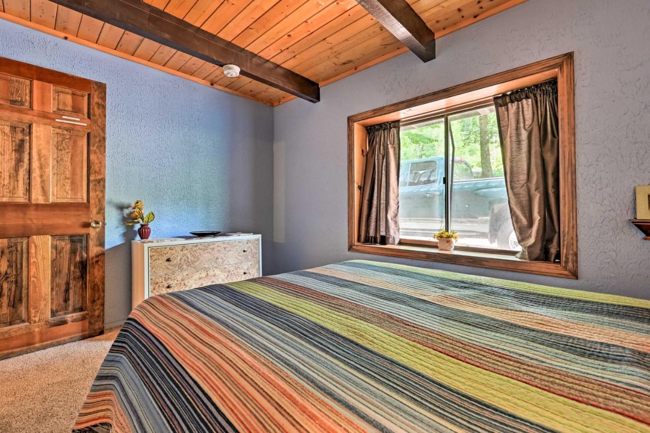 Swiss-Style Chalet With Fireplace - Near Story Land! Bartlett Exterior photo